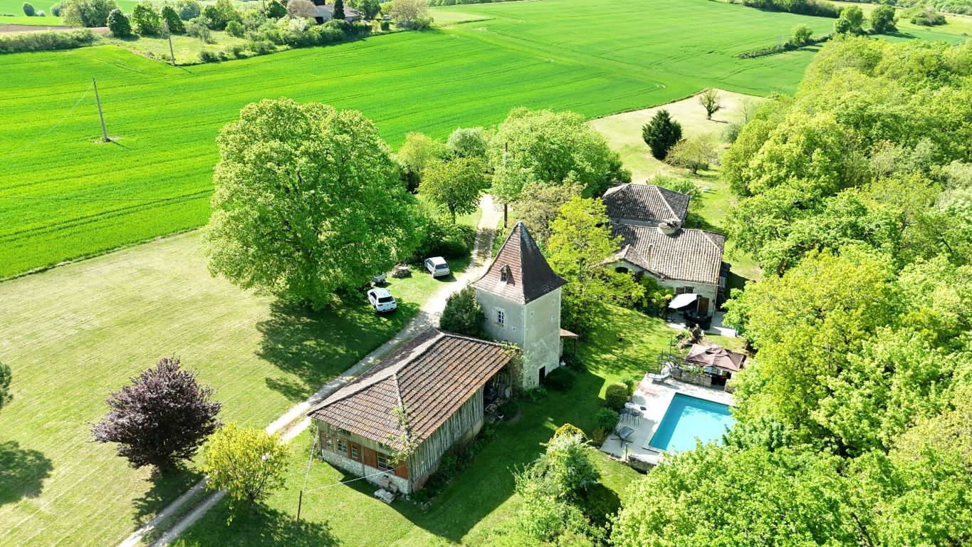 maison 10 Pièces en vente sur BOURG DE VISA (82190) - Plus de details