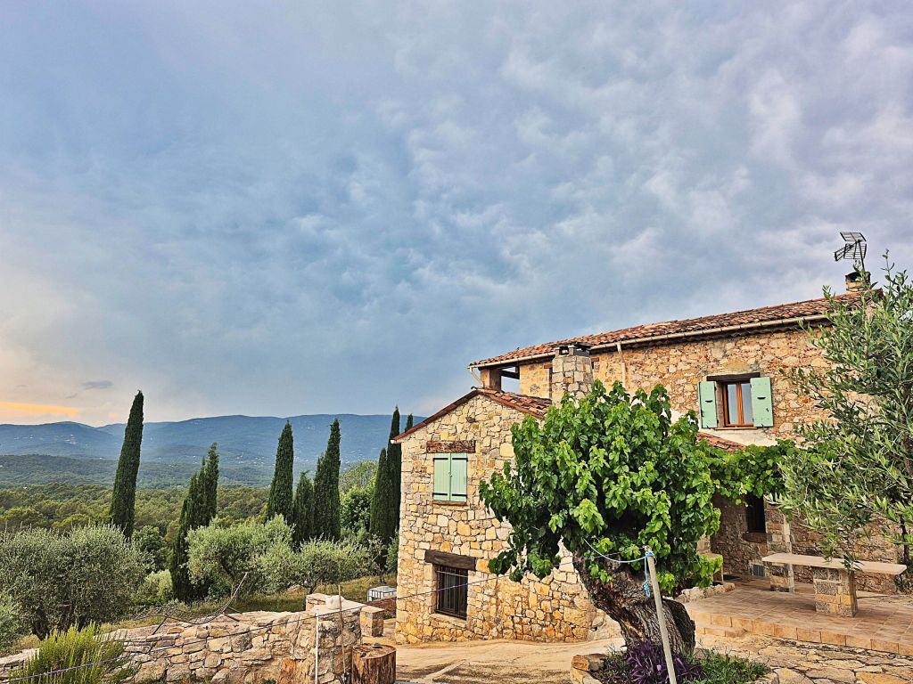 maison 5 Pièces en vente sur FAYENCE (83440) - Plus de details