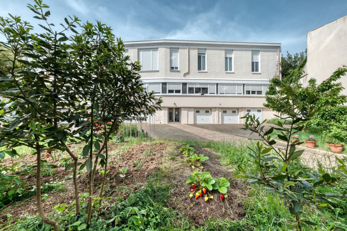 Vente Appartement 3&nbsp;Pièces 83.49&nbsp;m² Orléans