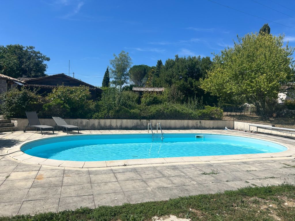 Sale House 9&nbsp;rooms 240&nbsp;m² Montaigu-de-Quercy