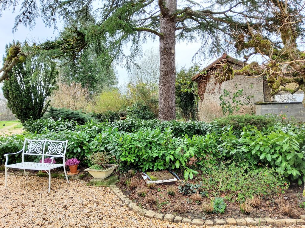 Vente Maison 5&nbsp;Pièces 204&nbsp;m² Oradour-sur-Vayres