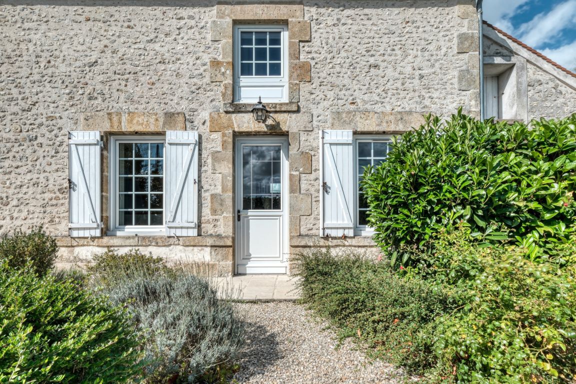 Vente Maison 7&nbsp;Pièces 200.58&nbsp;m² Chécy