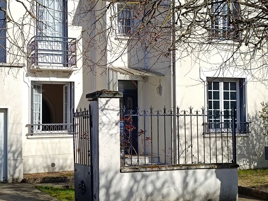 maison de ville 8 Pièces en vente sur BONNIERES SUR SEINE (78270) - Plus de details