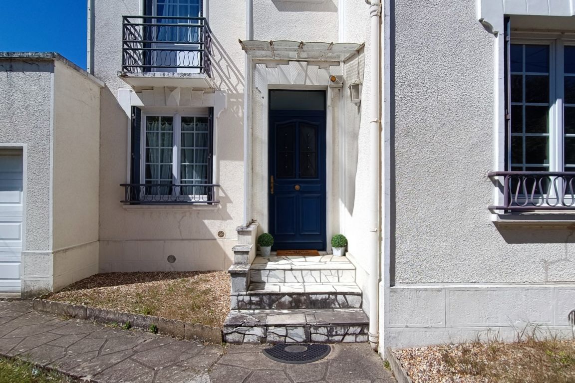 Vente Maison de ville 8&nbsp;Pièces 173&nbsp;m² Bonnières-sur-Seine