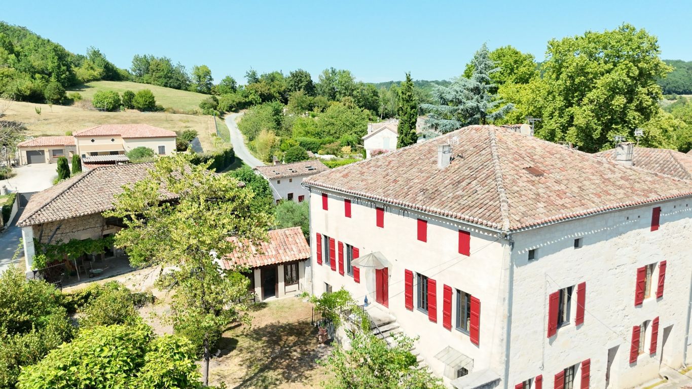 Vente Maison 13&nbsp;Pièces 385&nbsp;m² Saint-Maurin