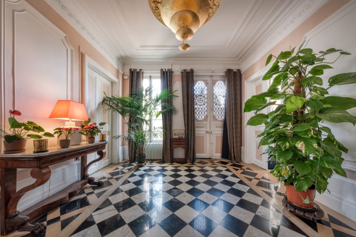 Vente Château 14&nbsp;Pièces 583&nbsp;m² Houdan