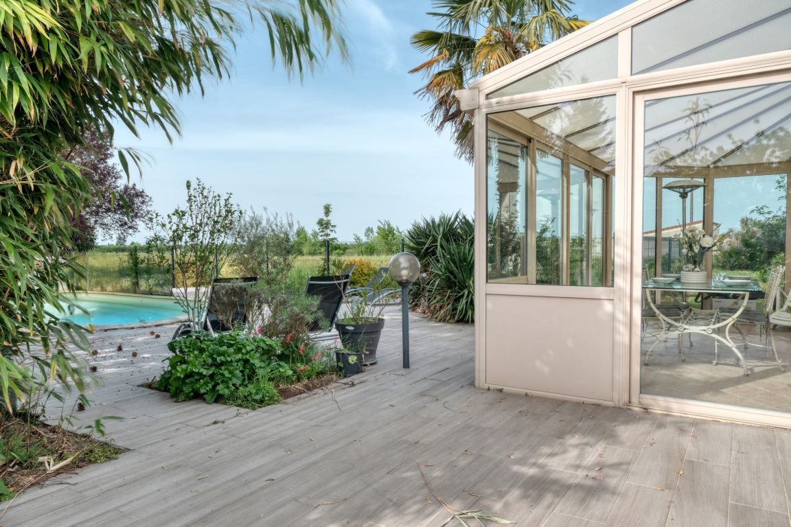 Vente Maison 6 Pièces 200 m² Saint-Hilaire-Saint-Mesmin