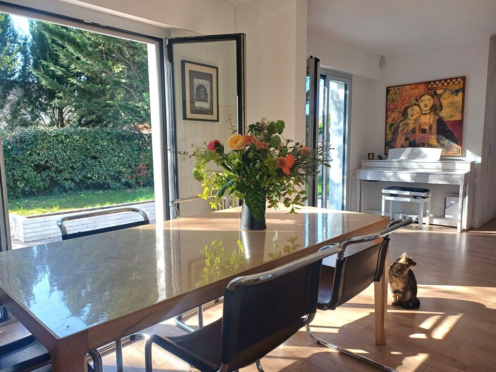 maison 8 Pièces en vente sur RAMBOUILLET (78120) - Plus de details