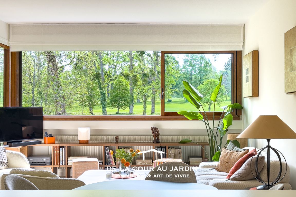 appartement 2 Pièces en vente sur LE COUDRAY MONTCEAUX (91830) - Plus de details