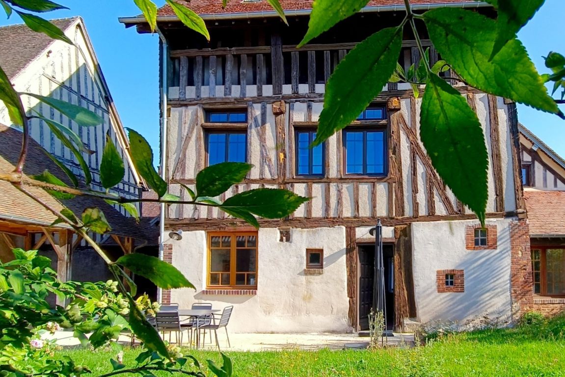maison de ville 6 Pièces en vente sur VERNEUIL D AVRE ET D ITON (27130) - Plus de details