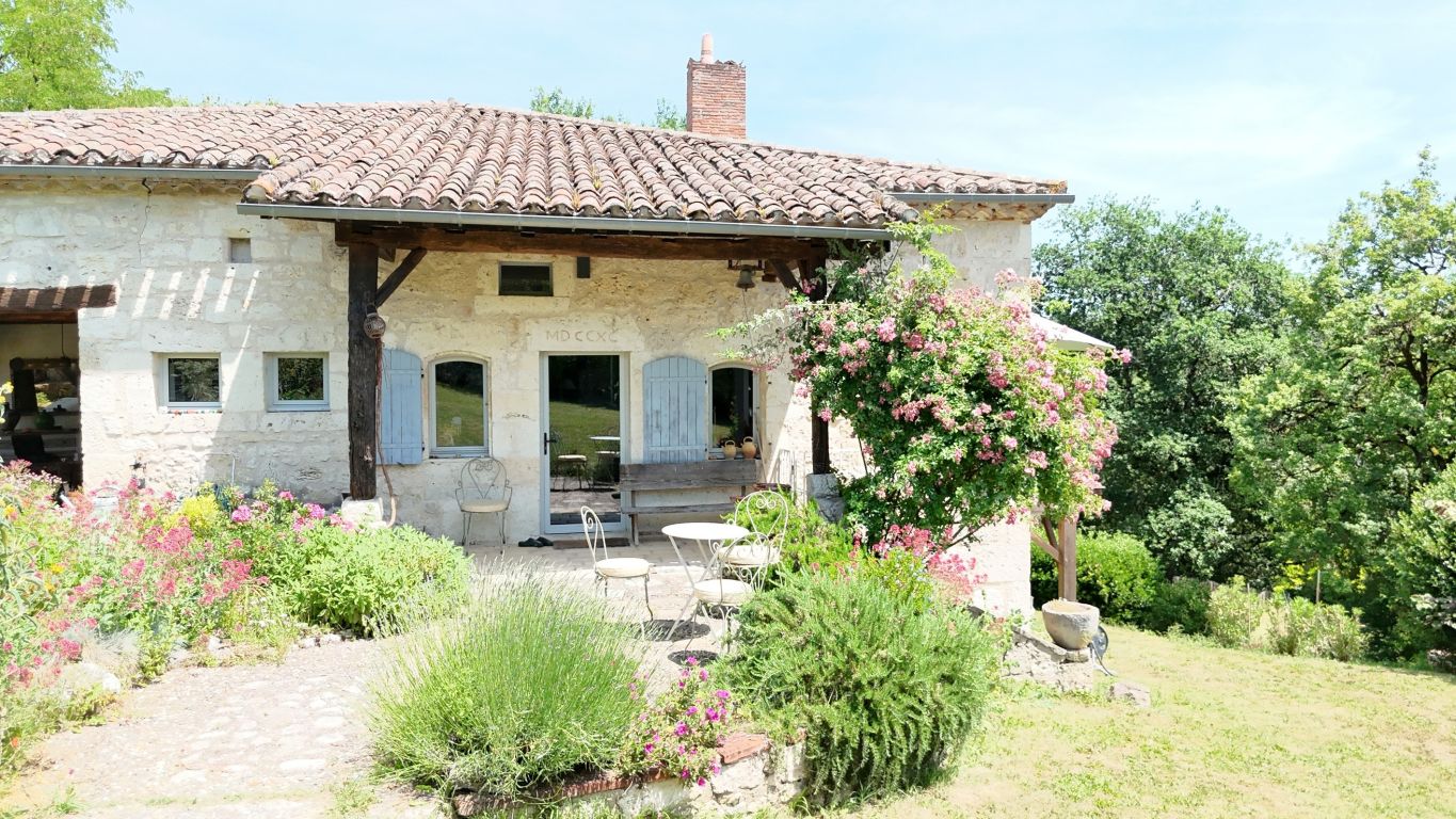 property 11 rooms for sale on PUYMIROL (47270) - See details