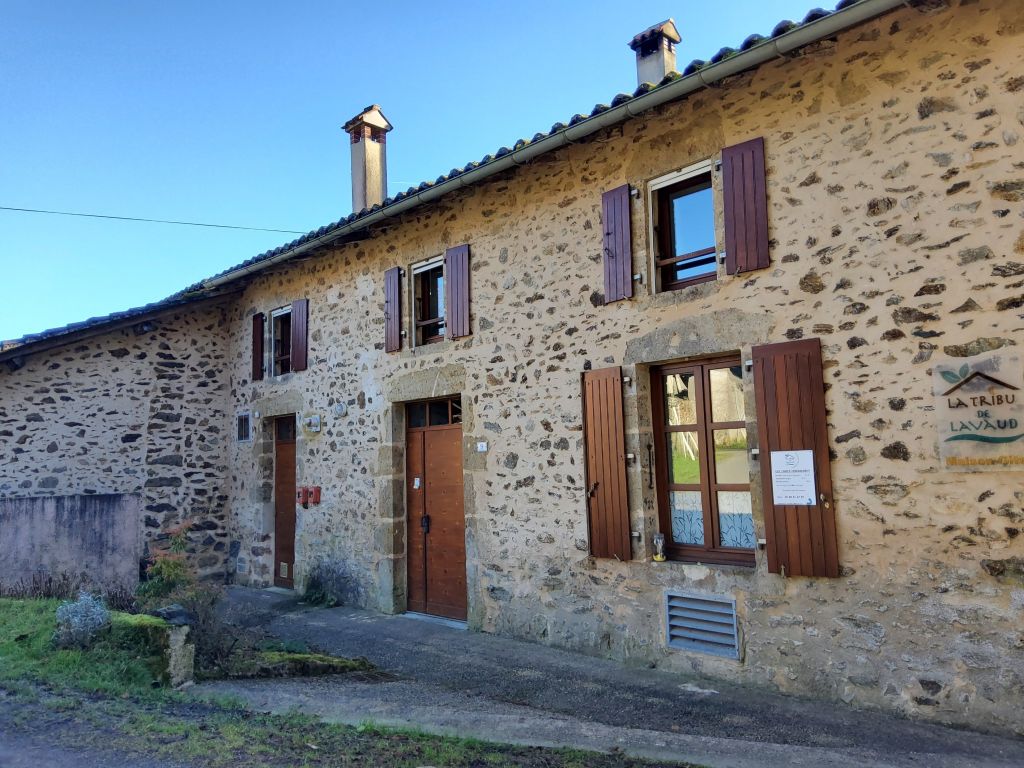 Sale House 9&nbsp;rooms 325&nbsp;m² Saint-Quentin-sur-Charente