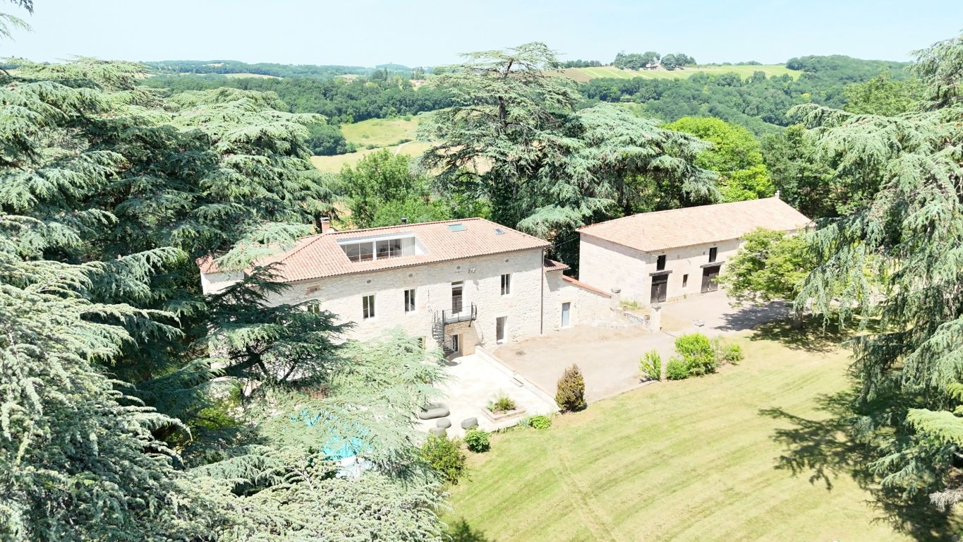 propriété 12 Pièces en vente sur AGEN (47000) - Plus de details