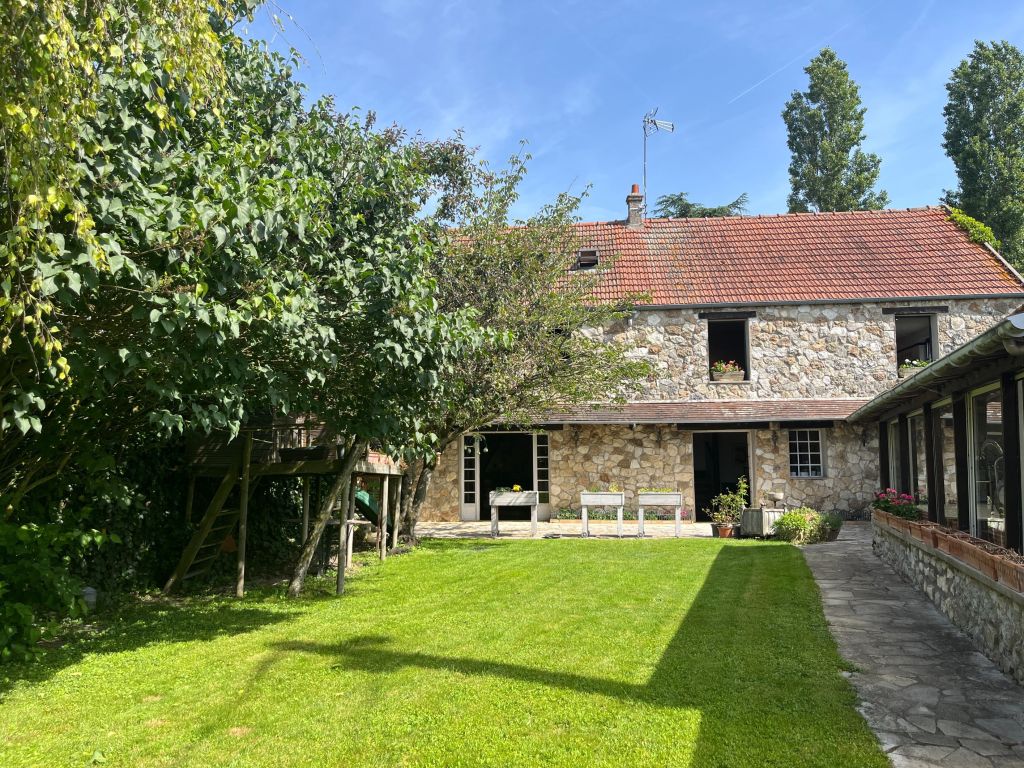 maison 7 Pièces en vente sur DOUY LA RAMEE (77139) - Plus de details