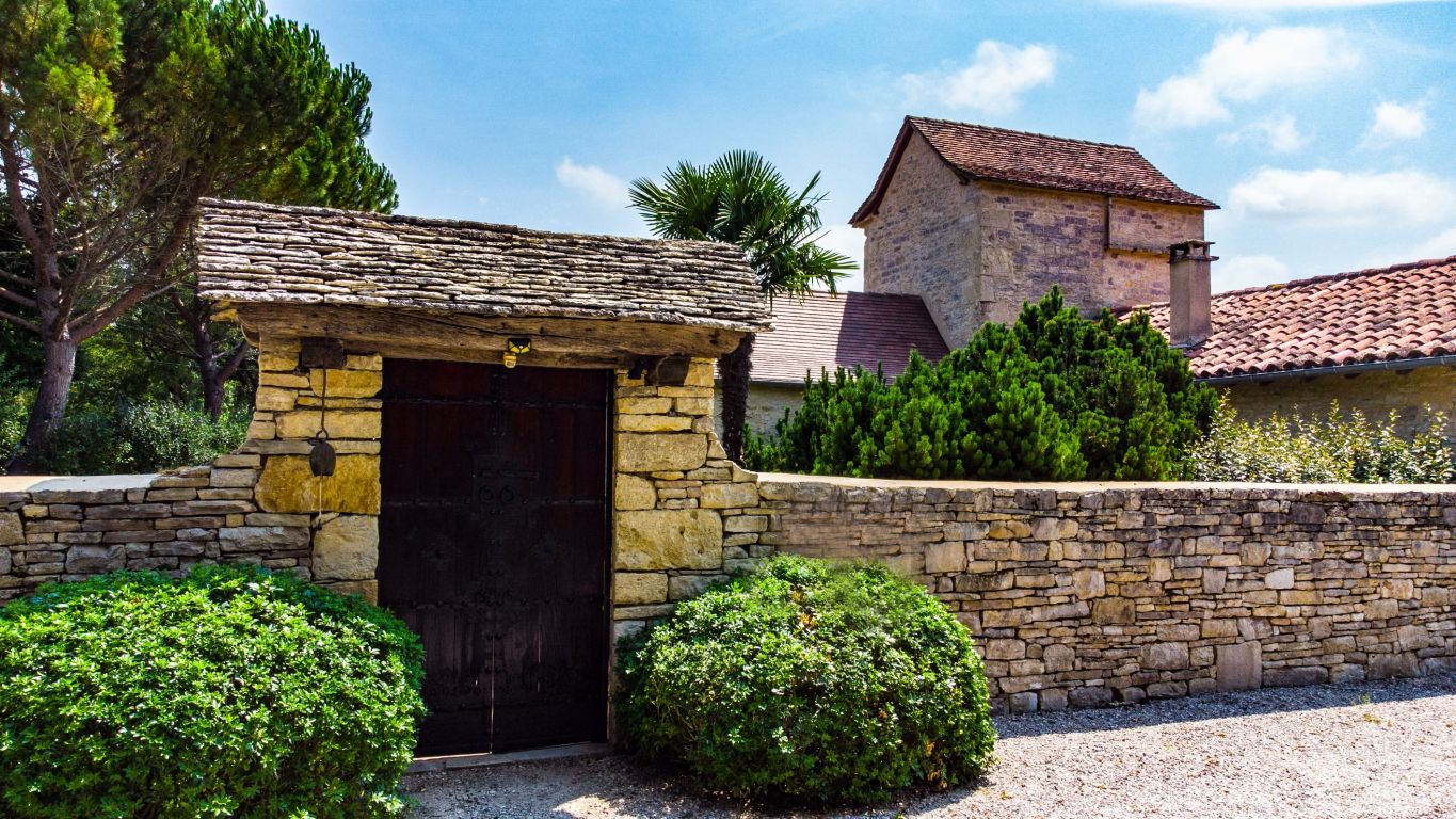 maison 14 Pièces en vente sur CAYLUS (82160) - Plus de details