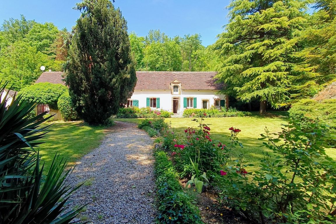 longère 8 Pièces en vente sur NOGENT LE ROI (28210) - Plus de details