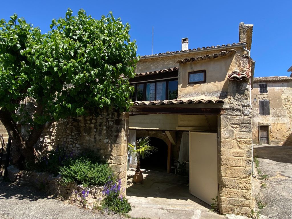  6 Pièces en vente sur FLAUX (30700) - Plus de details