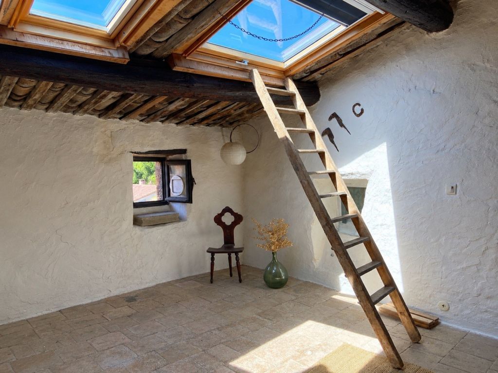  6 Pièces en vente sur FLAUX (30700) - Plus de details