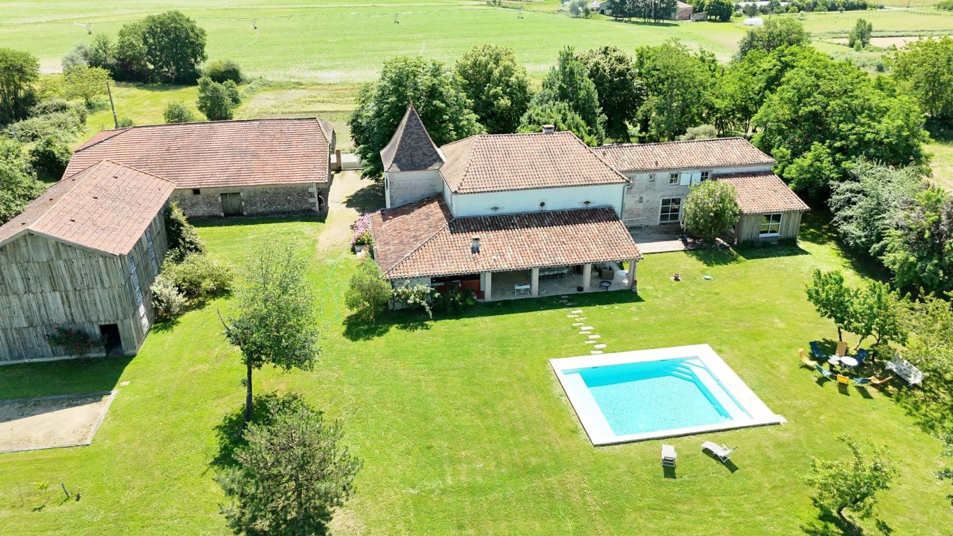 property 9 rooms for sale on FONGRAVE (47260) - See details