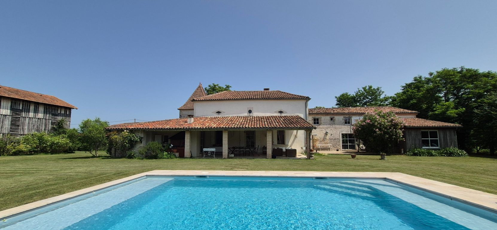 Vente Propriété 9 Pièces 420 m² Fongrave