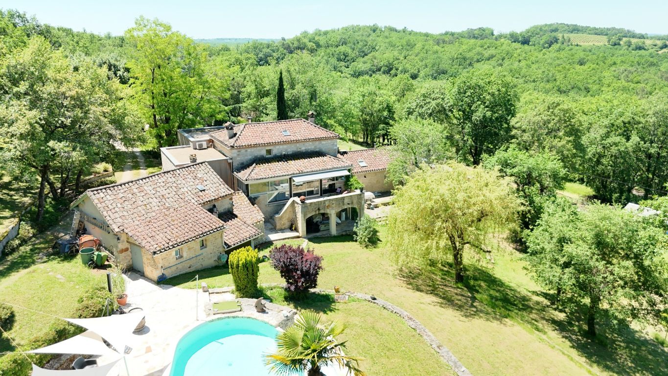maison 14 Pièces en vente sur ALBAS (46140) - Plus de details