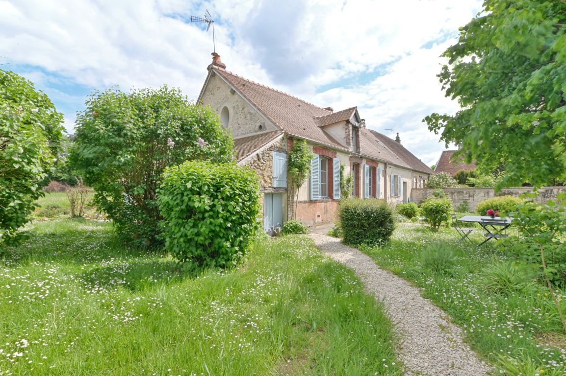 Vente Longère 7&nbsp;Pièces 240&nbsp;m² Réveillon
