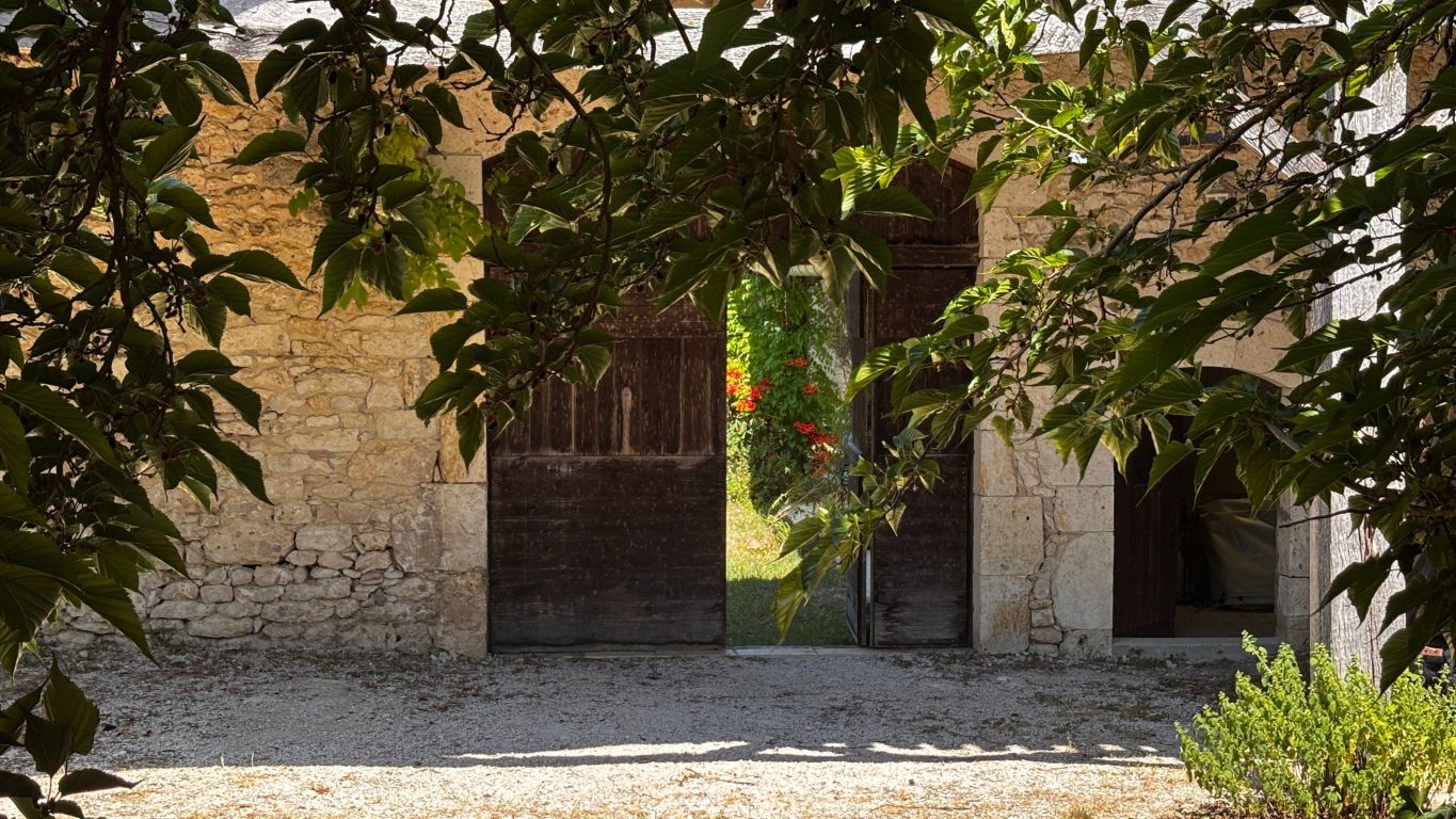 house 6 rooms for sale on MONTAIGU DE QUERCY (82150) - See details