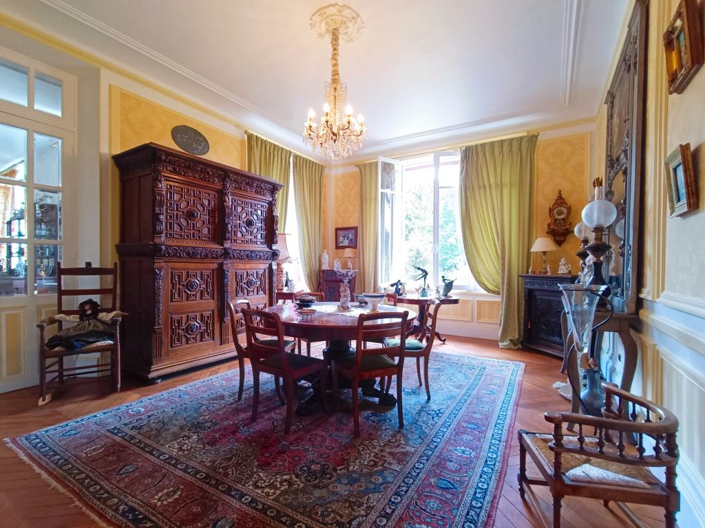 Vente Maison de maître 16 Pièces 546 m² Nogent-le-Roi