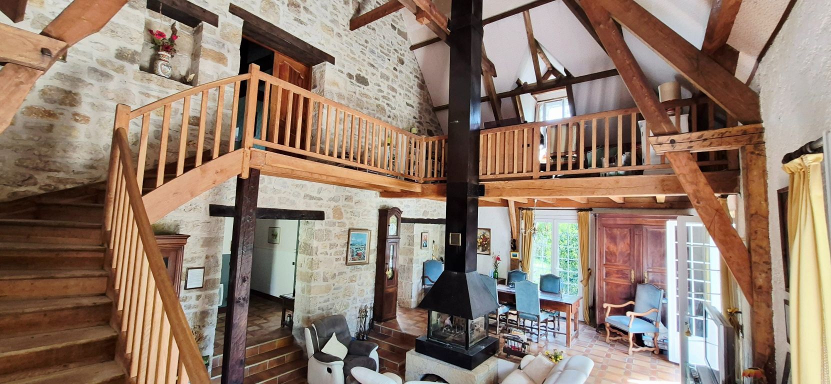 Vente Maison 7&nbsp;Pièces 276&nbsp;m² Cahors