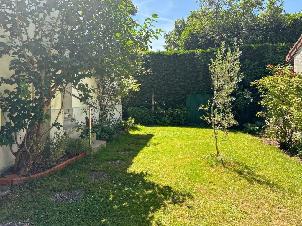 Vente  5&nbsp;Pièces 110&nbsp;m² Bougival
