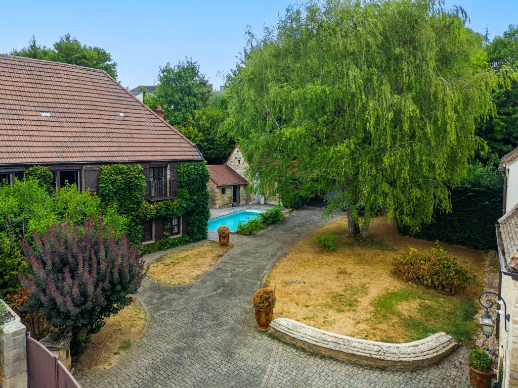 Sale House 8&nbsp;rooms 269&nbsp;m² Fauverney
