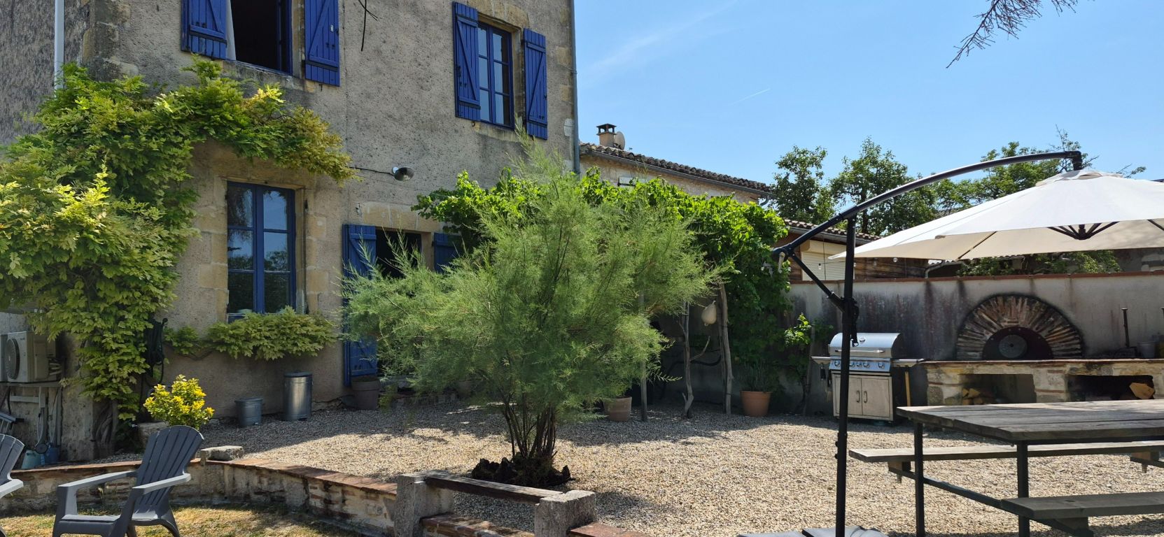  7 rooms for sale on BEAUVILLE (47470) - See details