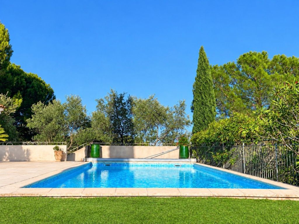 Vente Maison provençale 6&nbsp;Pièces 160&nbsp;m² Nîmes