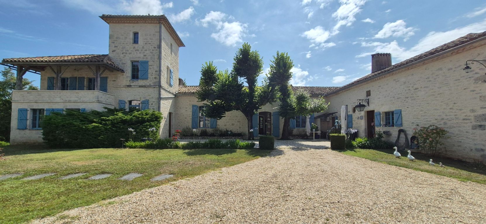 property 11 rooms for sale on MONTCUQ (46800) - See details