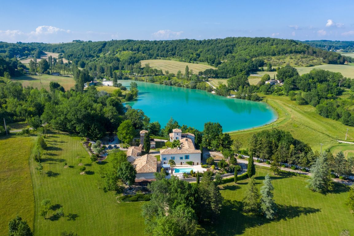 Vente Propriété 11&nbsp;Pièces 364&nbsp;m² Montcuq